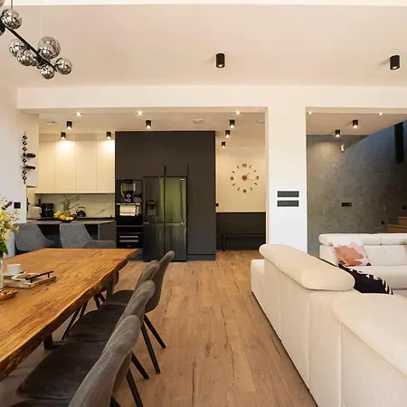 Apartment Lasttminutebooking - Vidis W Heated Jacuzzi And Sauna